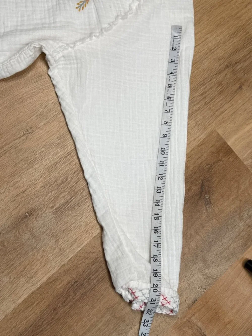 Johnny Was White Embroidered Gauze Blouse XL Boho Peasant Long Sleeve Cotton Top - Picture 7 of 10